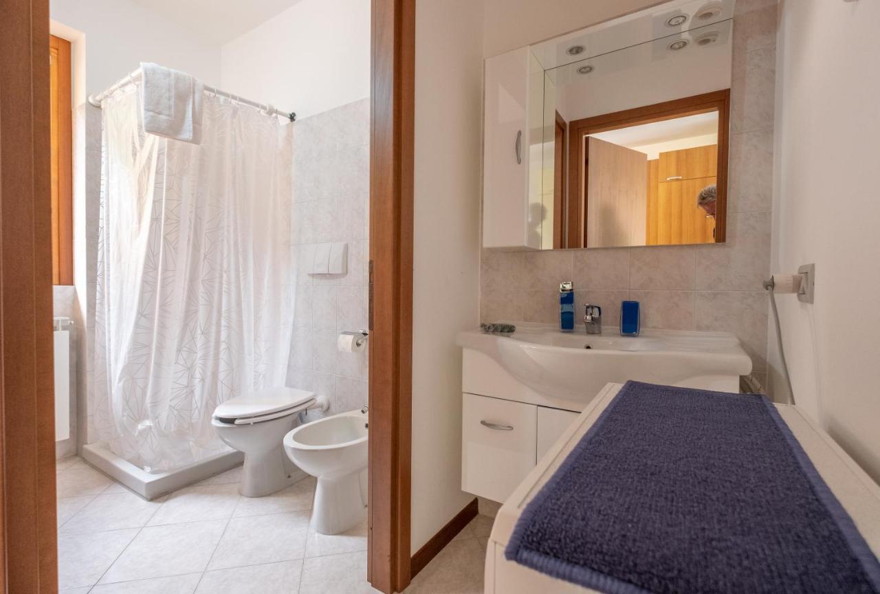 Happy Guest Apartments - Lake Panorama & Pool Riva di Solto Εξωτερικό φωτογραφία